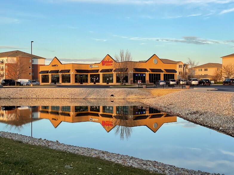 More Photos Of 5761 C St SW, Cedar Rapids General Retail For Lease