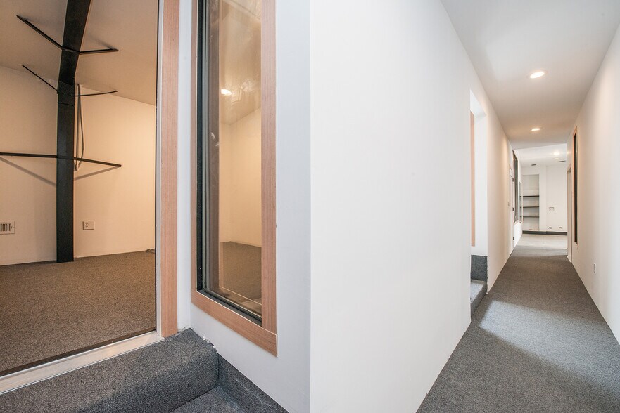 More Photos Of 577 Shotwell St, San Francisco General Retail For Sale