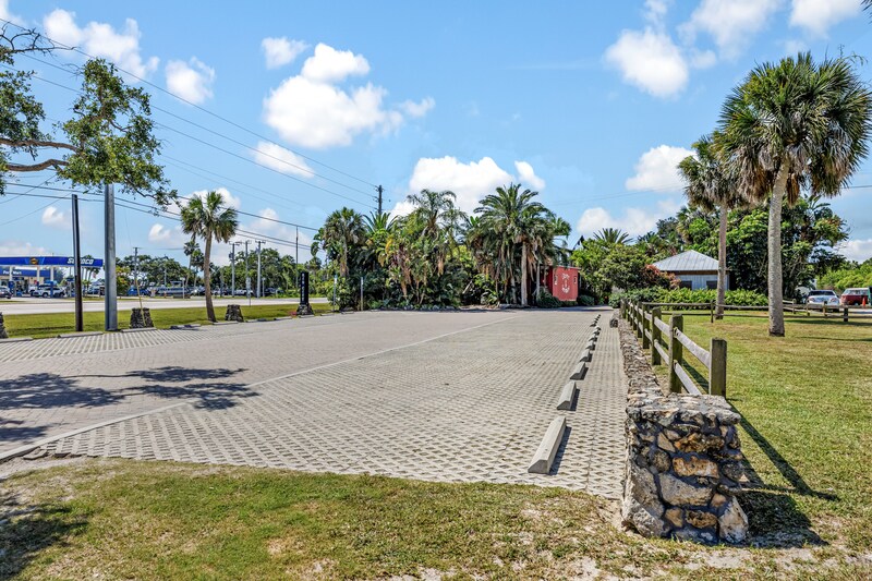 More Photos Of 5390 US 1, Grant-Valkaria Lodge Meeting Hall For Sale