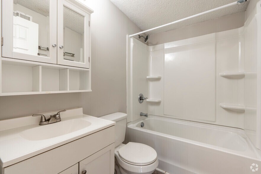 More Photos Of 2201 Alma Ct, Charlotte Apartments For Sale