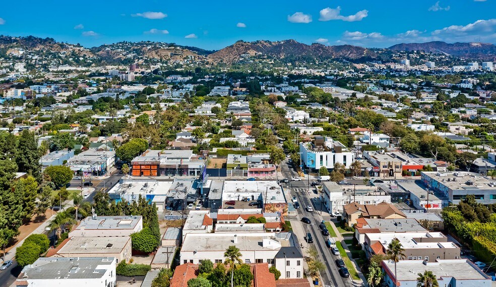 More Photos Of 637 N Spaulding Ave, Los Angeles Apartments For Sale