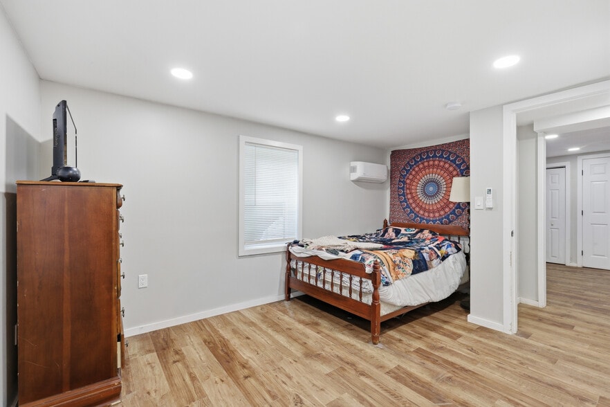More Photos Of 117 Lucille Ave, Easley Multifamily For Sale