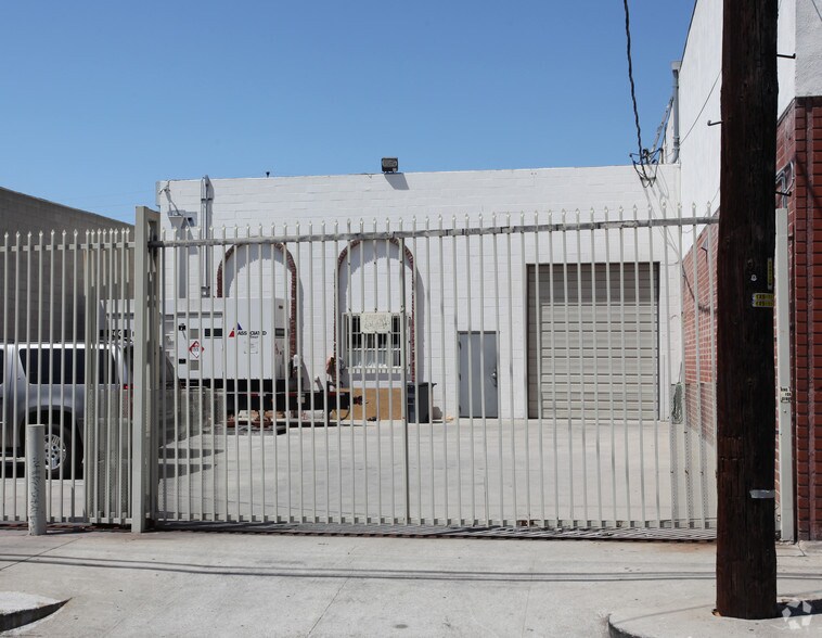 More Photos Of , Los Angeles Unknown For Sale