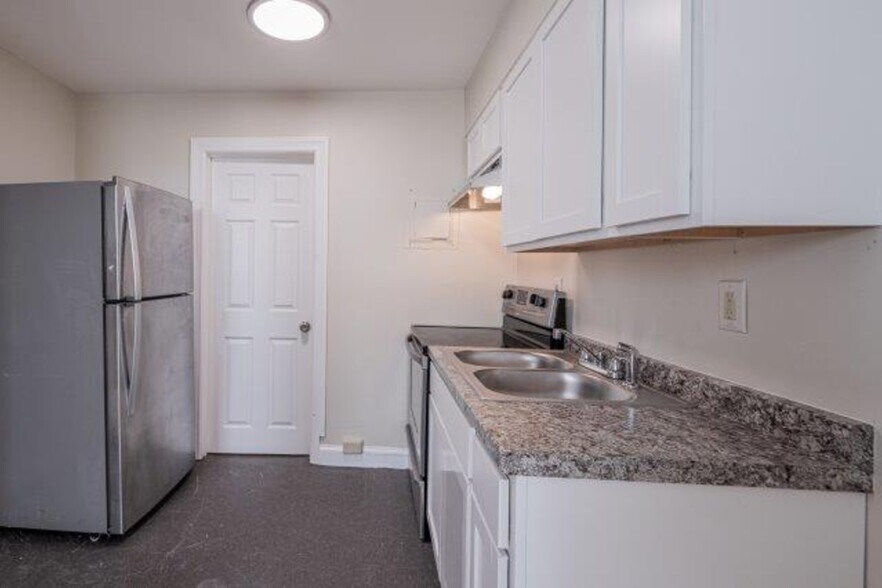 More Photos Of 62-64 W Antietam St, Hagerstown Apartments For Sale