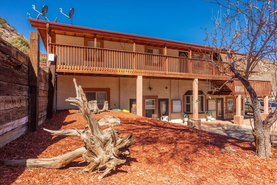 More Photos Of 20180 US Highway 50, Cotopaxi Storefront For Sale