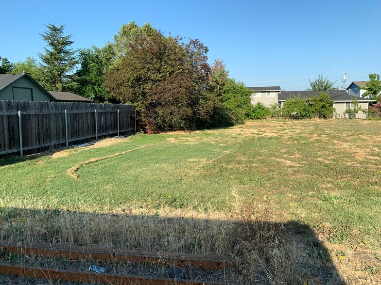 More Photos Of 2424 Delta Waters Rd, Medford Religious Facility For Sale