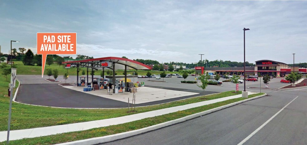 Primary Photo Of 4525 Valley Rd, Enola Freestanding For Lease