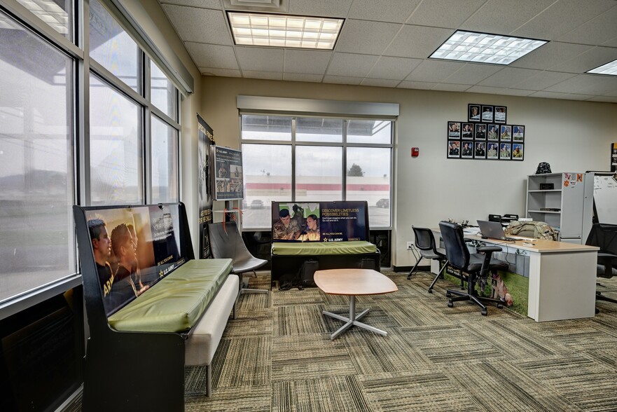 More Photos Of 341 Graff Rd, New Philadelphia Freestanding For Sale