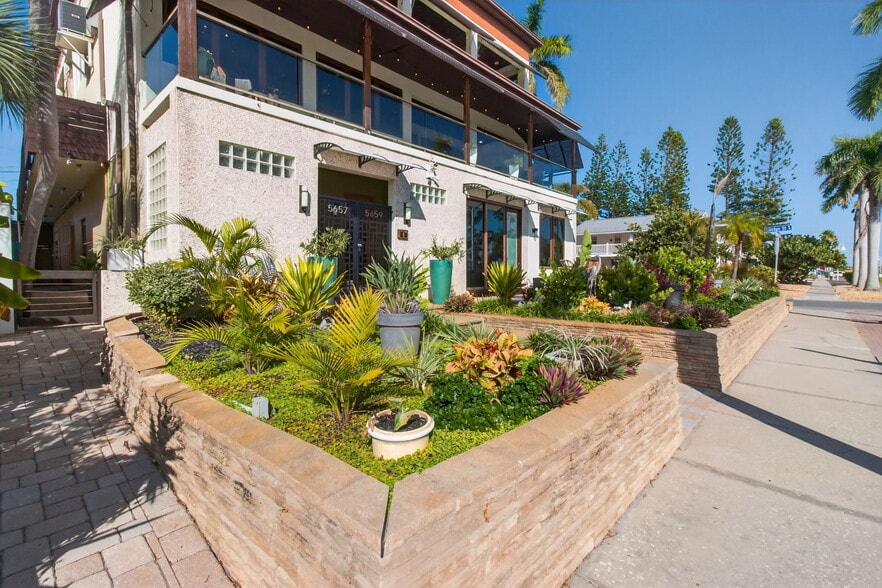 More Photos Of 5657 Shore S blvd, Gulfport Specialty For Sale