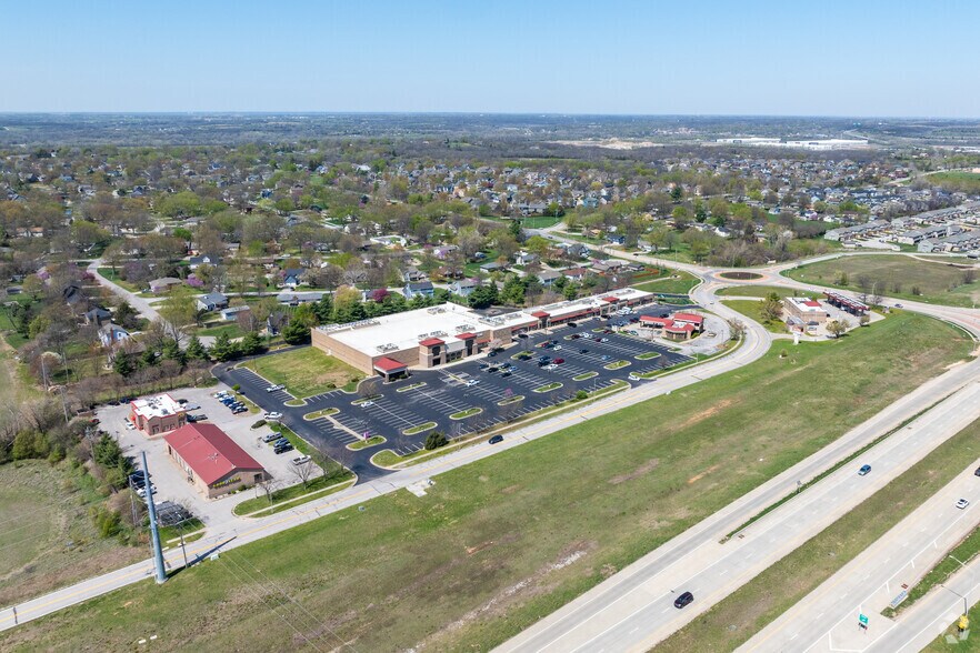 More Photos Of 5542-5600 Hedge Lane Ter, Shawnee Storefront For Sale