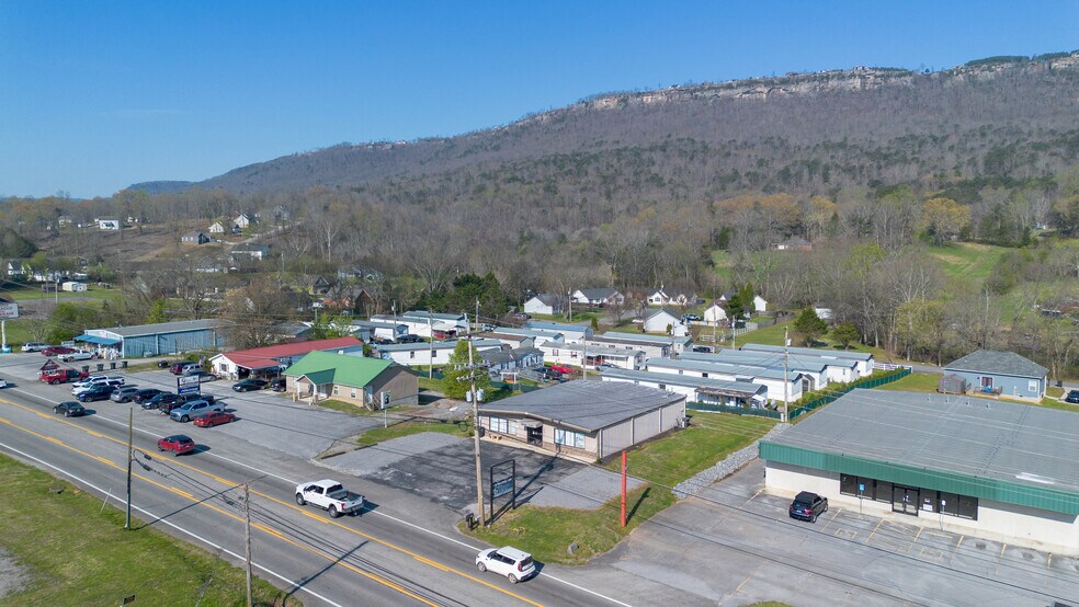 More Photos Of 3565 Main St, Jasper Office For Sale