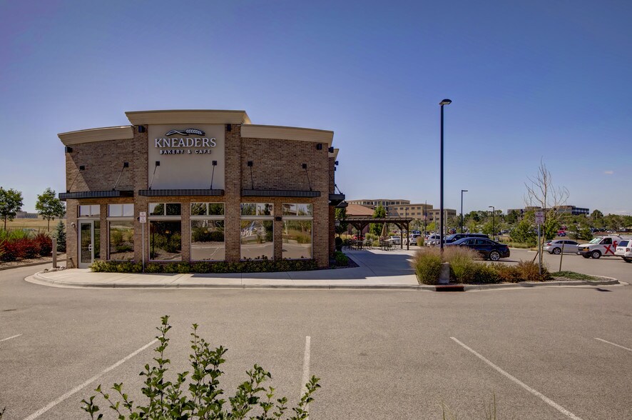 More Photos Of 9846 Zenith Meridian Dr, Englewood Restaurant For Sale