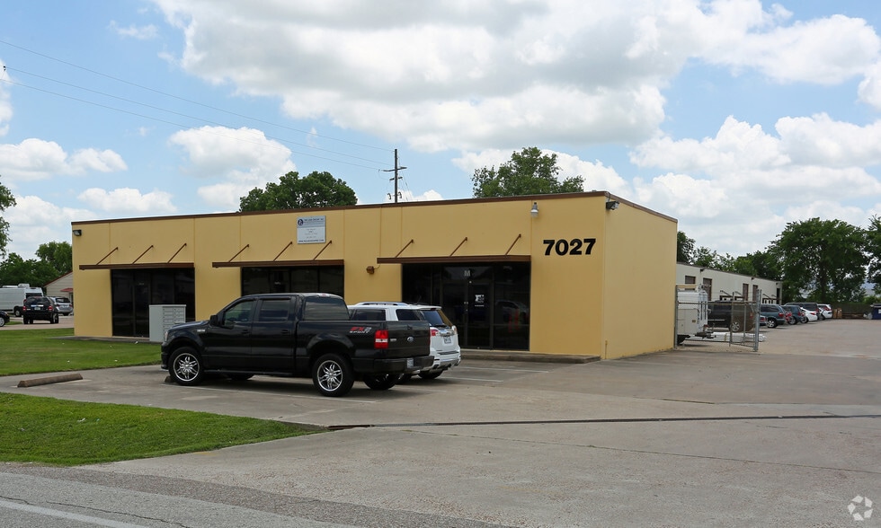 Primary Photo Of 7027 Belgold St, Houston Warehouse For Lease
