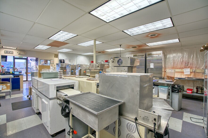 More Photos Of 6395 Gunpark Dr, Boulder Warehouse For Sale