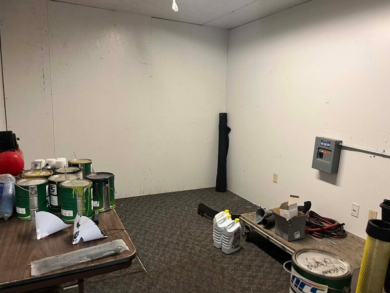 More Photos Of 2888 Commerce Way, Ogden Warehouse For Lease