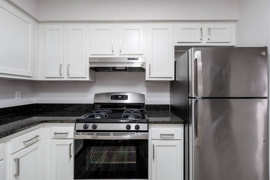 More Photos Of 4577 Olentangy River Rd, Columbus Apartments For Sale
