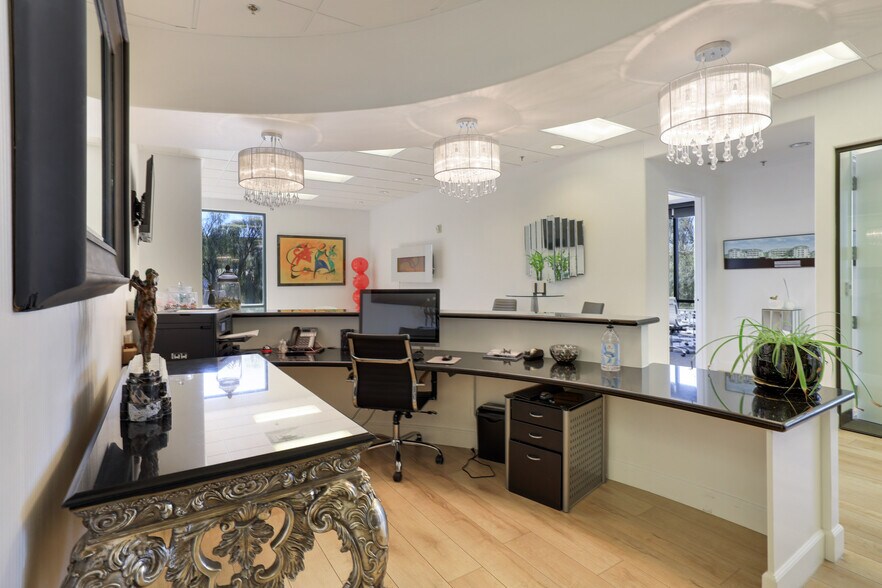 More Photos Of 2904 W Horizon Ridge Pky, Henderson Medical For Lease