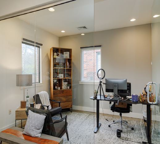 More Photos Of 400 Sugartree Ln, Franklin Office For Sale