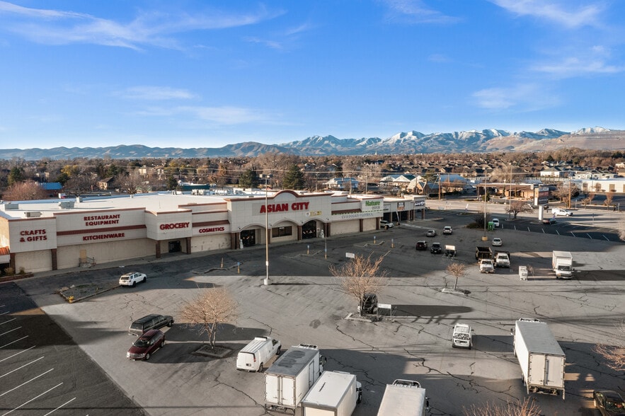 More Photos Of 1653 W 9000 S, West Jordan Storefront For Lease