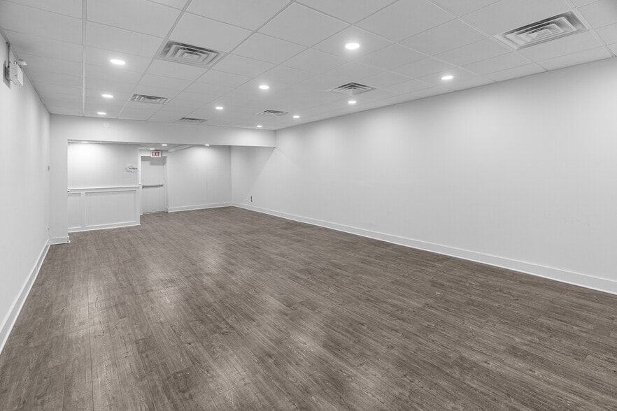 More Photos Of 440 N State St, Chicago Apartments For Lease
