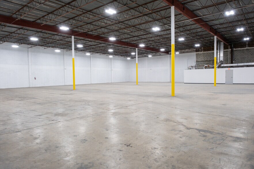 More Photos Of 1352-1382 NW 78th Ave, Doral Unknown For Lease