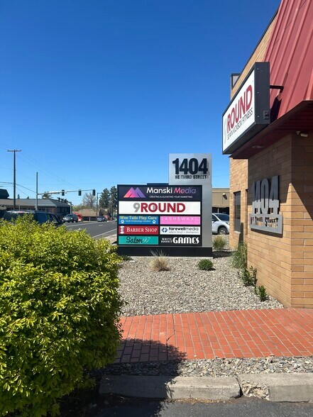 More Photos Of 1404 NE 3rd St, Bend Storefront Retail Office For Lease