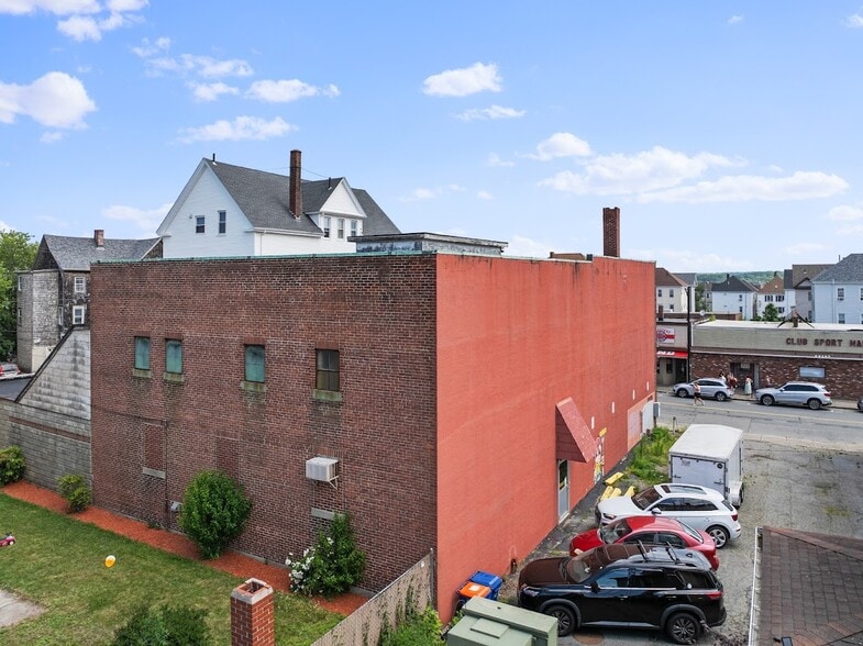 More Photos Of 1637 Acushnet Ave, New Bedford Freestanding For Sale