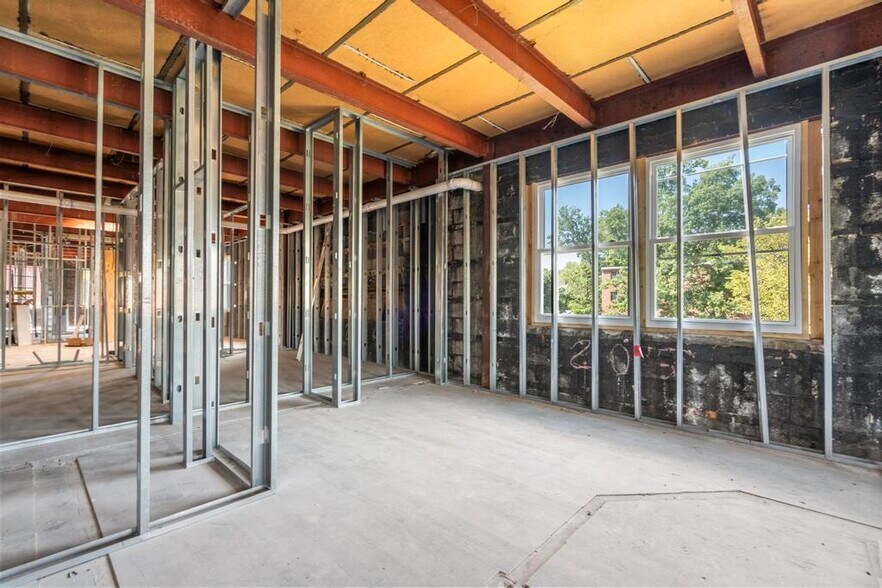 More Photos Of 621 Farmington Ave, Hartford Apartments For Sale