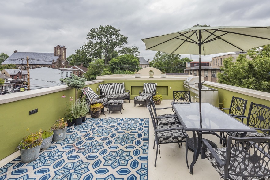 More Photos Of 12 N Main St, Lambertville Storefront Retail Office For Sale