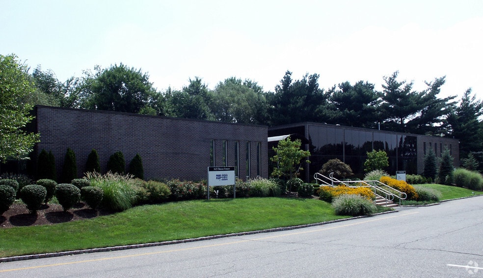 More Photos Of 1425 Broad St, Clifton Medical For Lease