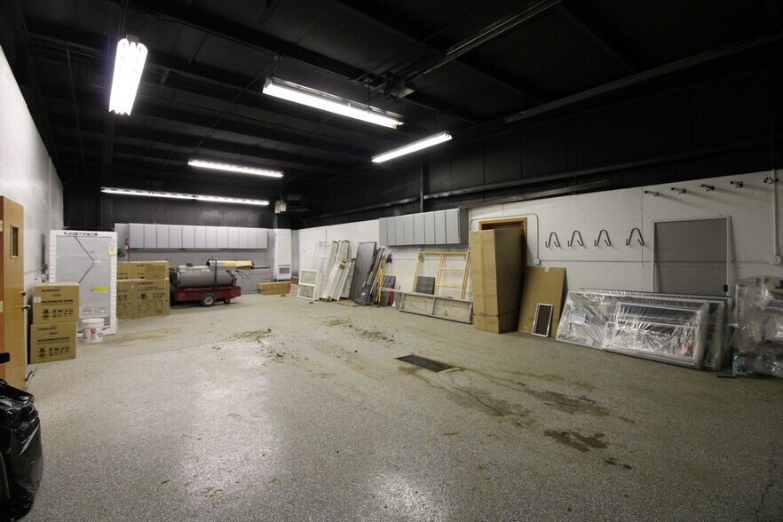 More Photos Of 6008 Highway 2 E, Minot Showroom For Sale