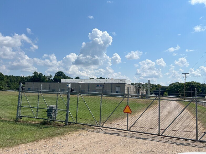 More Photos Of 5030 Flournoy Lucas Rd, Shreveport Manufacturing For Lease