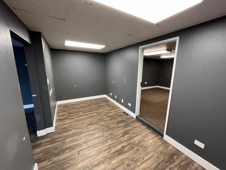 More Photos Of 1150-1162 S Lipan St, Denver Light Manufacturing For Lease