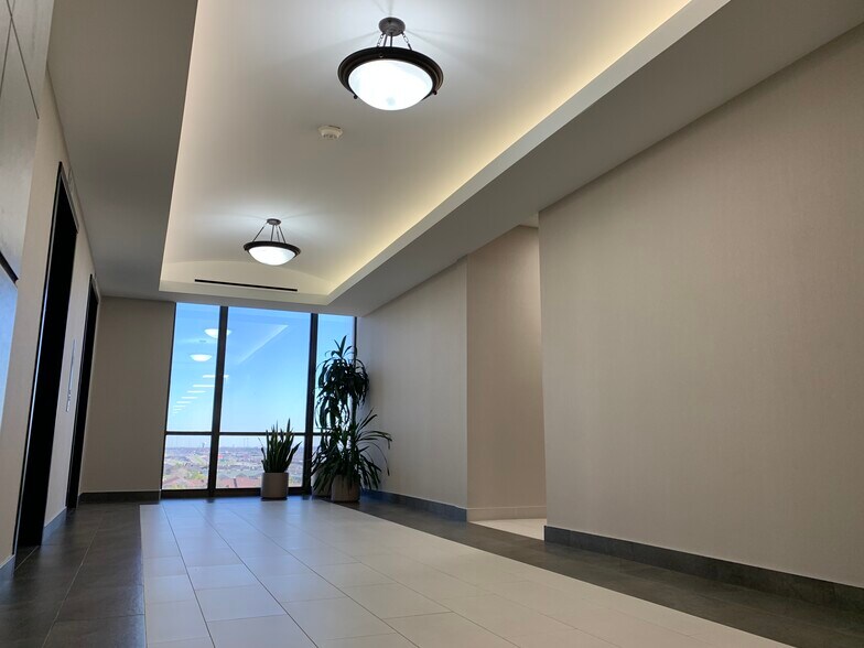 More Photos Of 1901 Central Dr, Bedford Office For Lease