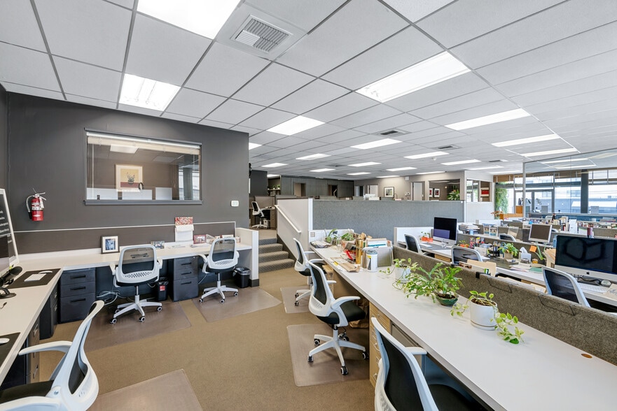 More Photos Of 1532 13th Ave, Seattle Office For Lease