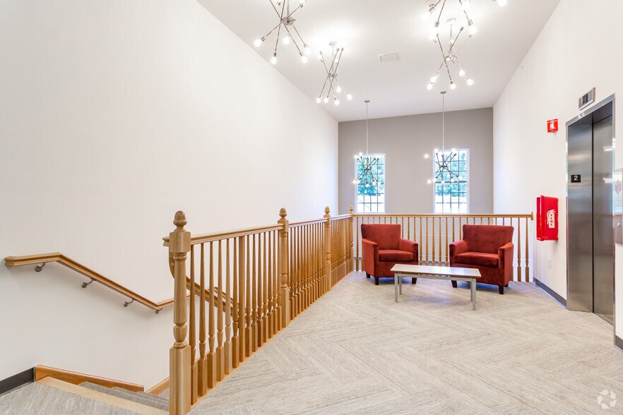 More Photos Of 57 Route 6, Baldwin Place Storefront Retail Office For Lease