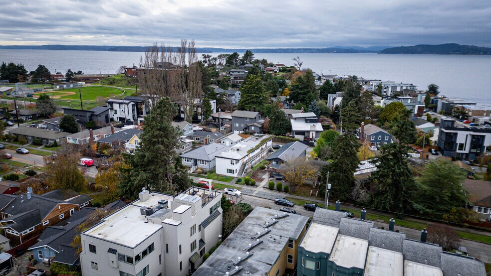 More Photos Of 3035 64th Ave SW, Seattle Apartments For Sale