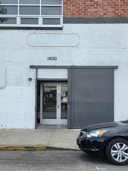 More Photos Of 1800 Essex St, Los Angeles Office Residential For Lease