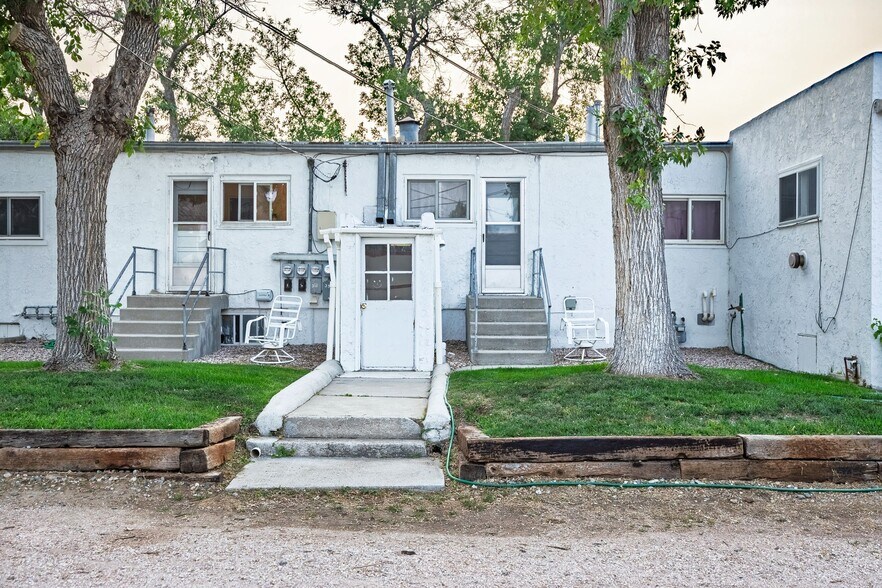 More Photos Of 404 10th St, Wheatland Apartments For Sale