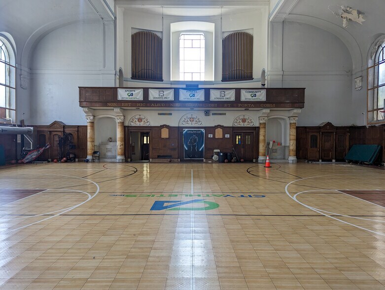 More Photos Of 1901 W Tioga St, Philadelphia Schools For Sale
