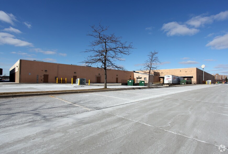 More Photos Of 500-740 John R Rd, Troy Unknown For Lease