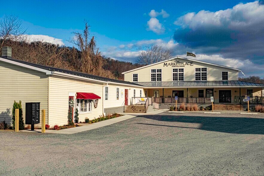 Primary Photo Of 3 River Ln, Sperryville Restaurant For Lease