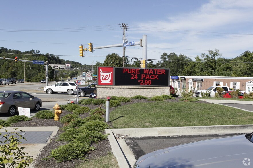 More Photos Of 100 E McMurray Rd, McMurray Drugstore For Sale