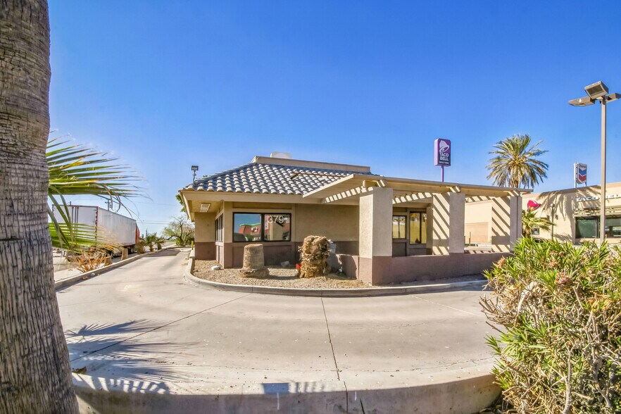 More Photos Of 379 S Lovekin Blvd, Blythe Fast Food For Sale