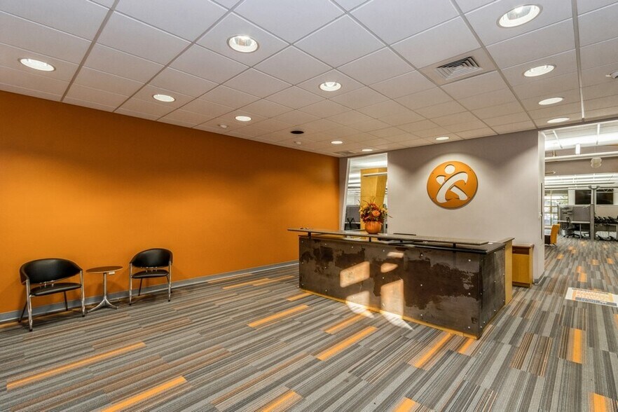 More Photos Of 2834 Northgate Dr, Iowa City Office For Lease