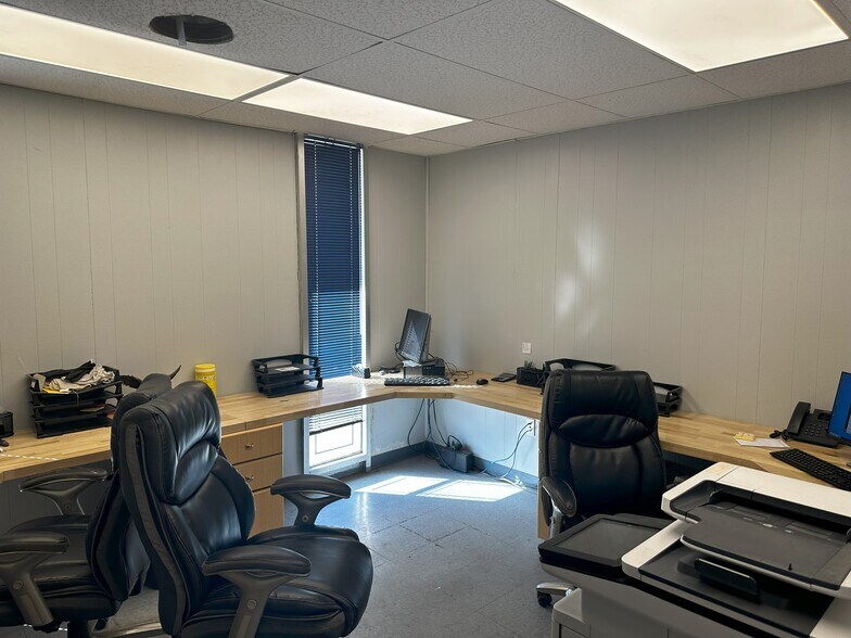 More Photos Of 2850 Steven Rd, Odessa Industrial For Lease