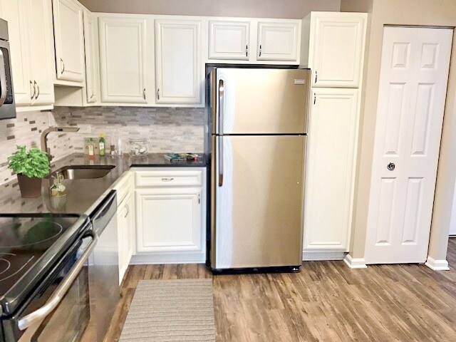 More Photos Of 1350 Beverly Rd, McLean Apartments For Lease