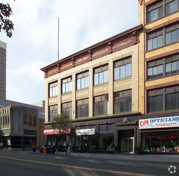 More Photos Of 1610-1618 Main St, Springfield General Retail For Sale