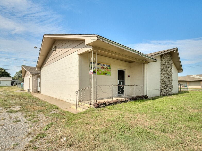 More Photos Of 1419 W London St, El Reno Religious Facility For Sale