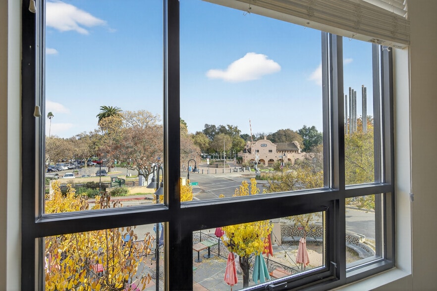 More Photos Of 801-803 2nd St, Davis Office For Lease